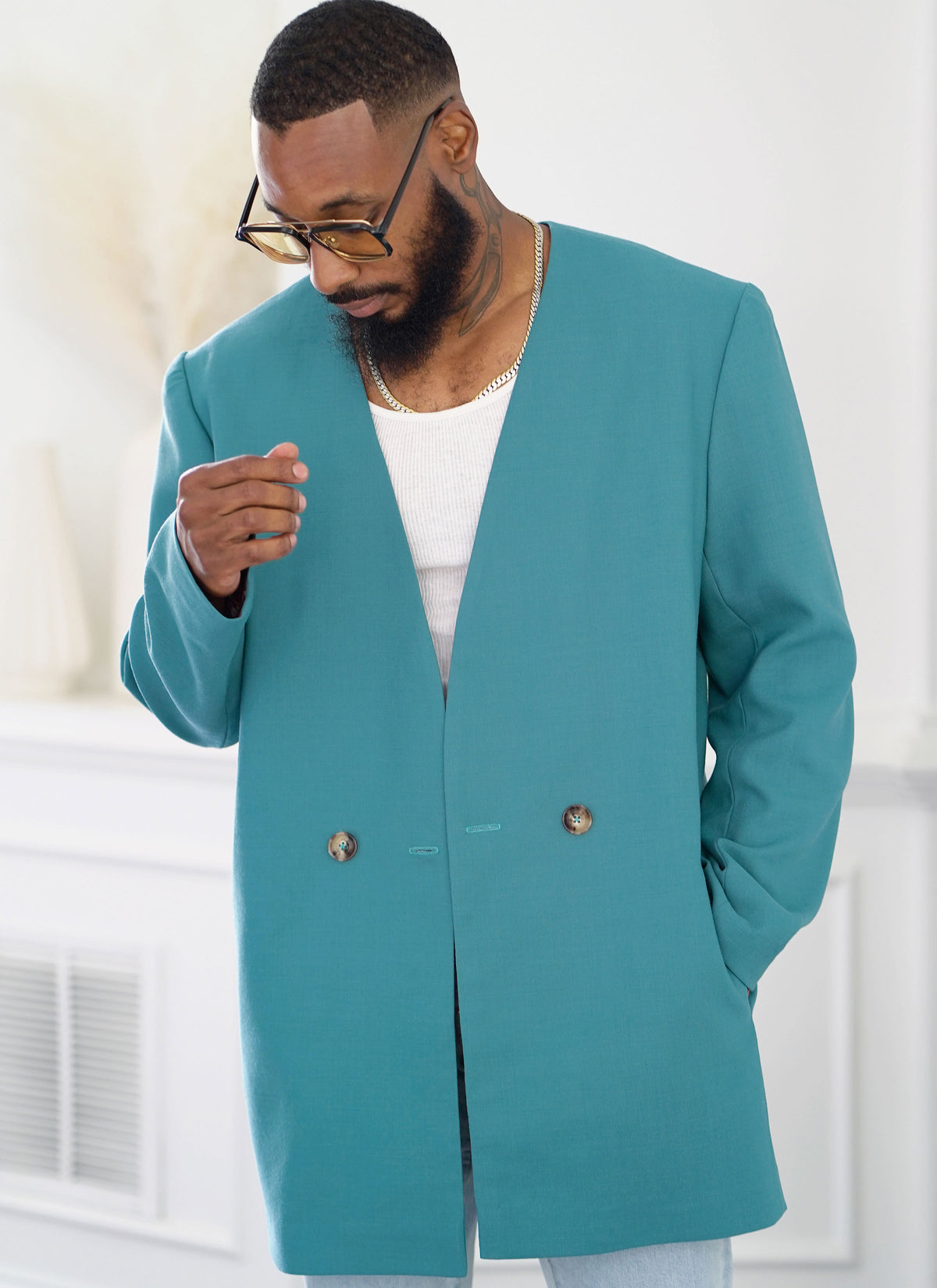 Simplicity S3071 sewing pattern envelope showing unisex jackets or coats