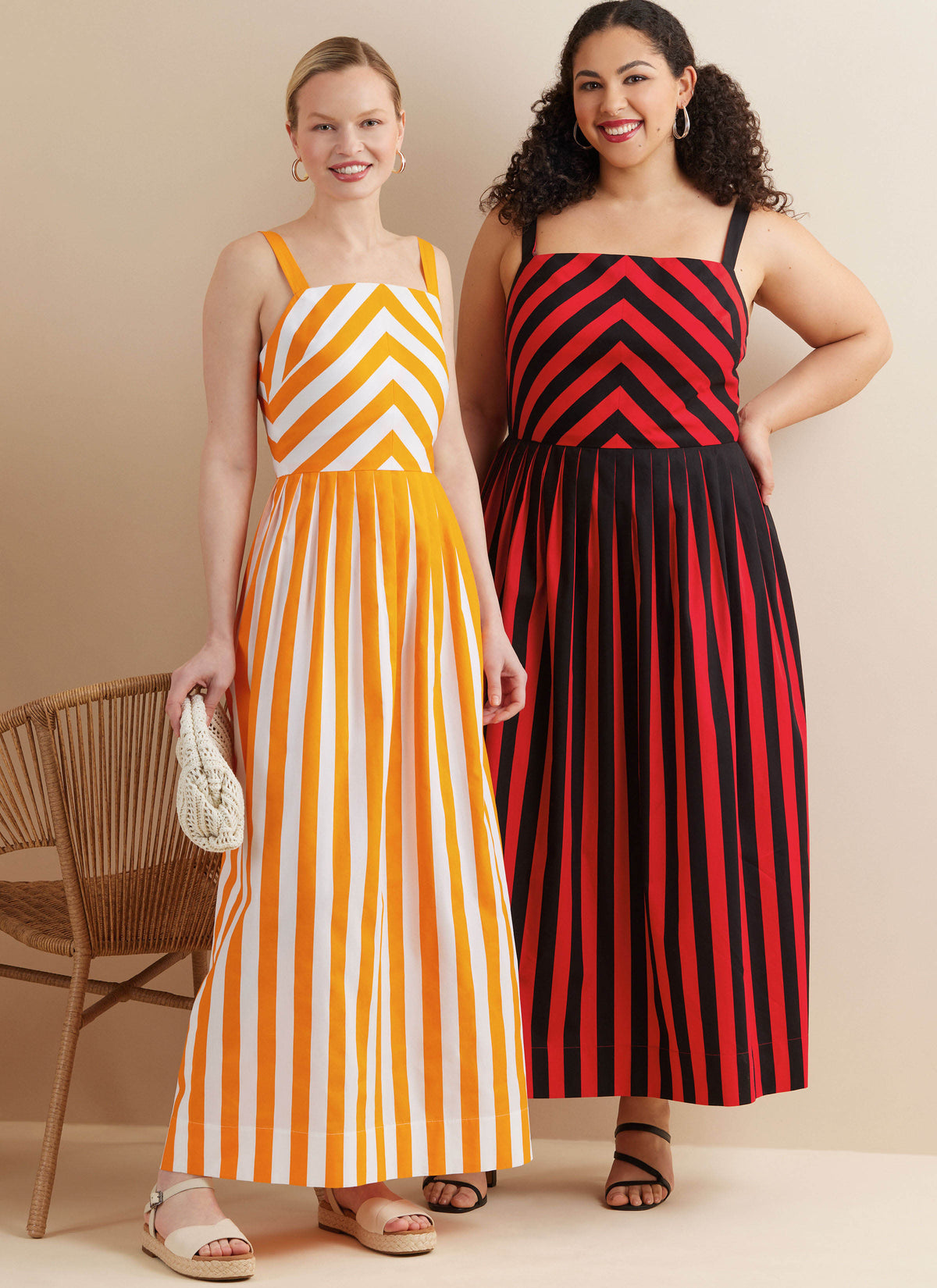 Simplicity S3131 pattern envelope showing women in pleated strappy dresses
