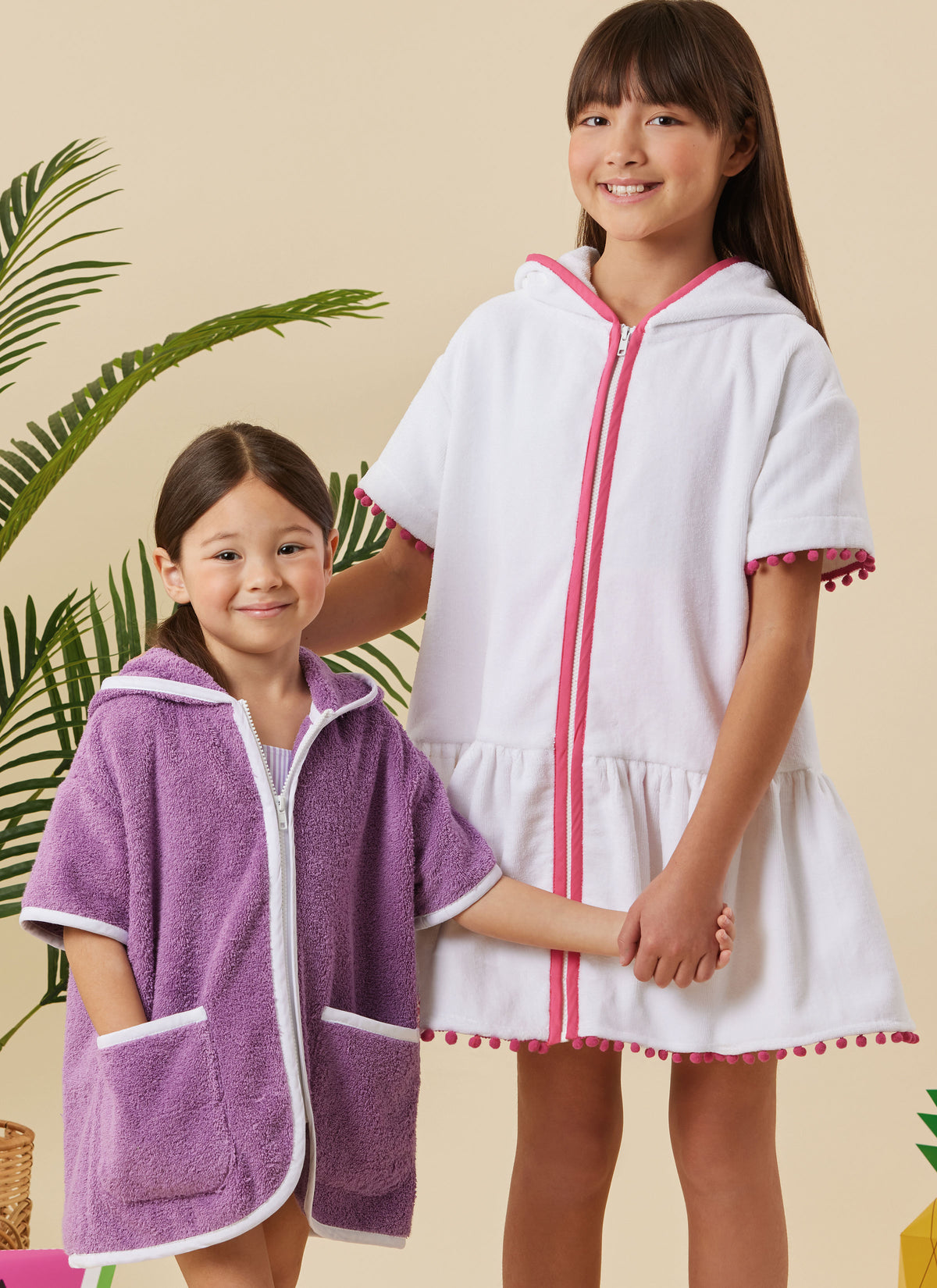 Simplicity S3147 sewing pattern envelope showing a dress