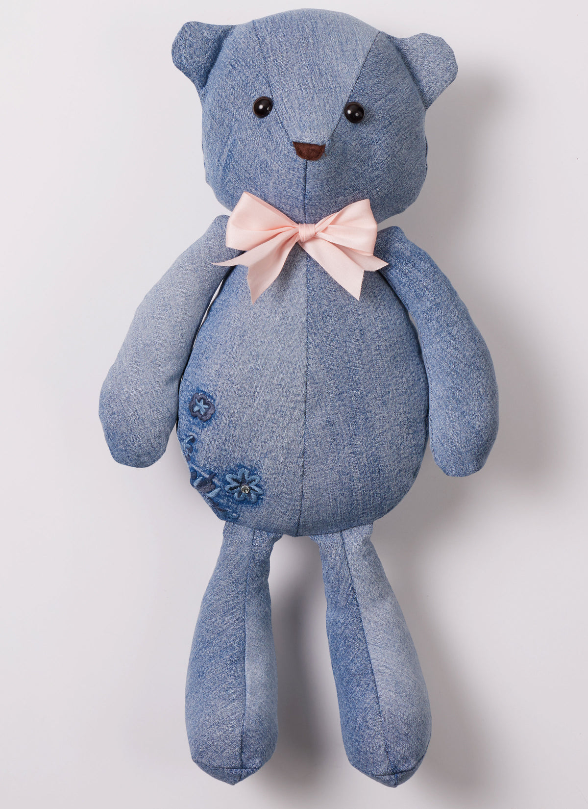 Simplicity S3185 pattern envelope showing stuffed toys with ribbon bows