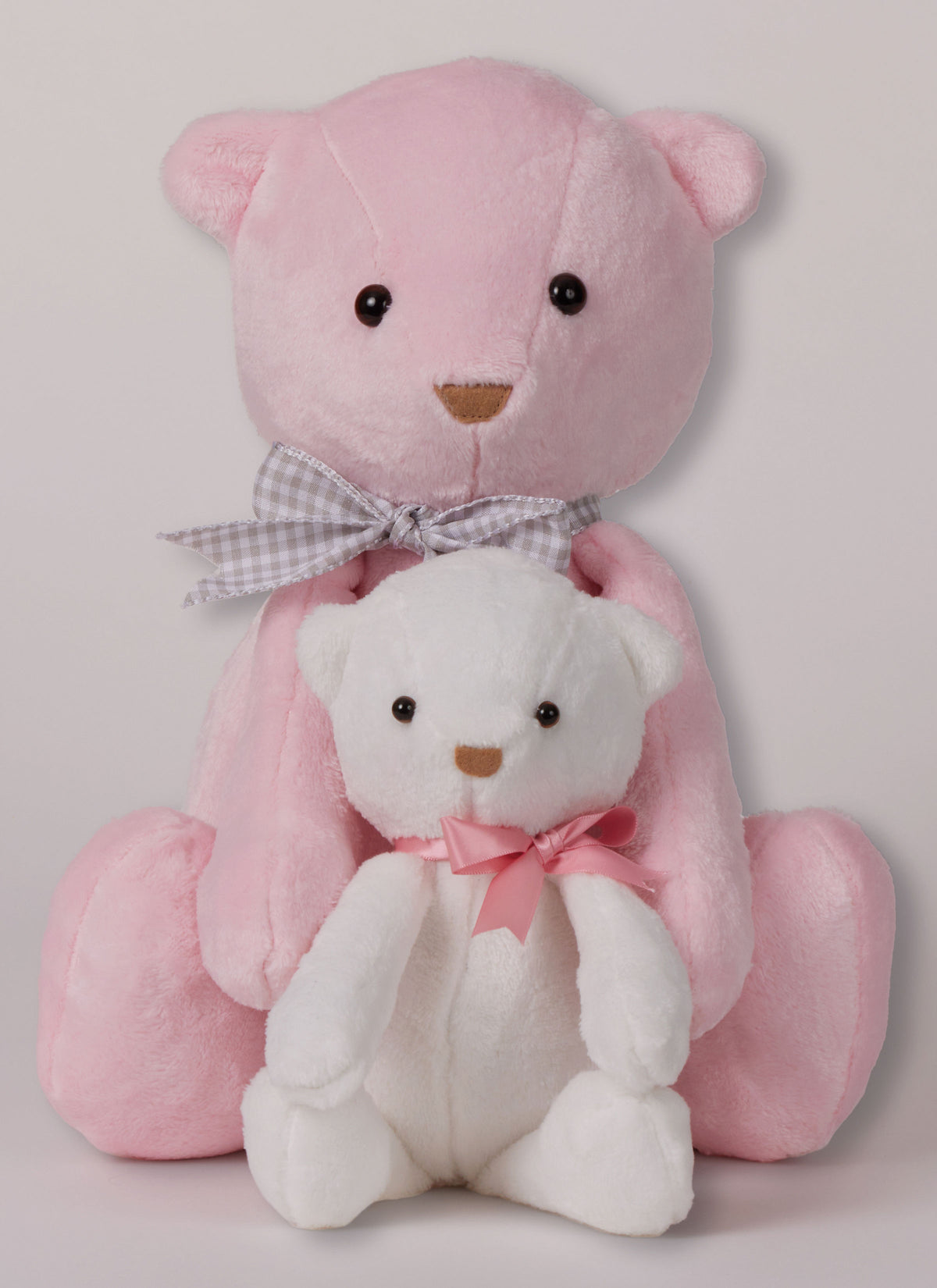 Simplicity S3185 pattern envelope showing stuffed toys with ribbon bows