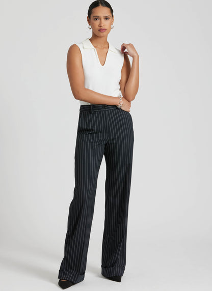 Simplicity S3199 pattern envelope showing low-rise trousers and shorts