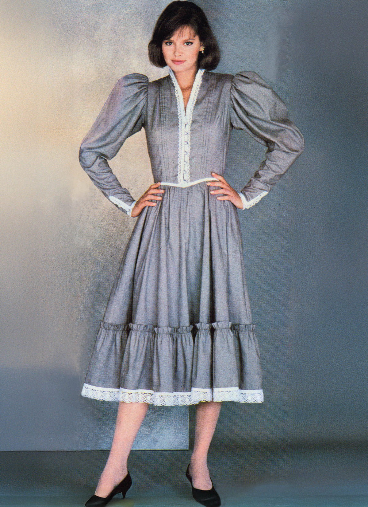 Simplicity S3215 vintage 1980s Gunne Sax fitted dress pattern envelope