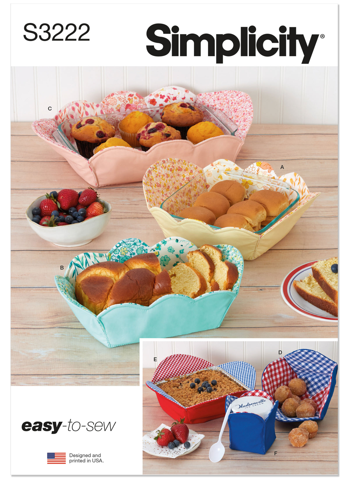Simplicity S3222 pattern envelope showing fabric kitchen accessories