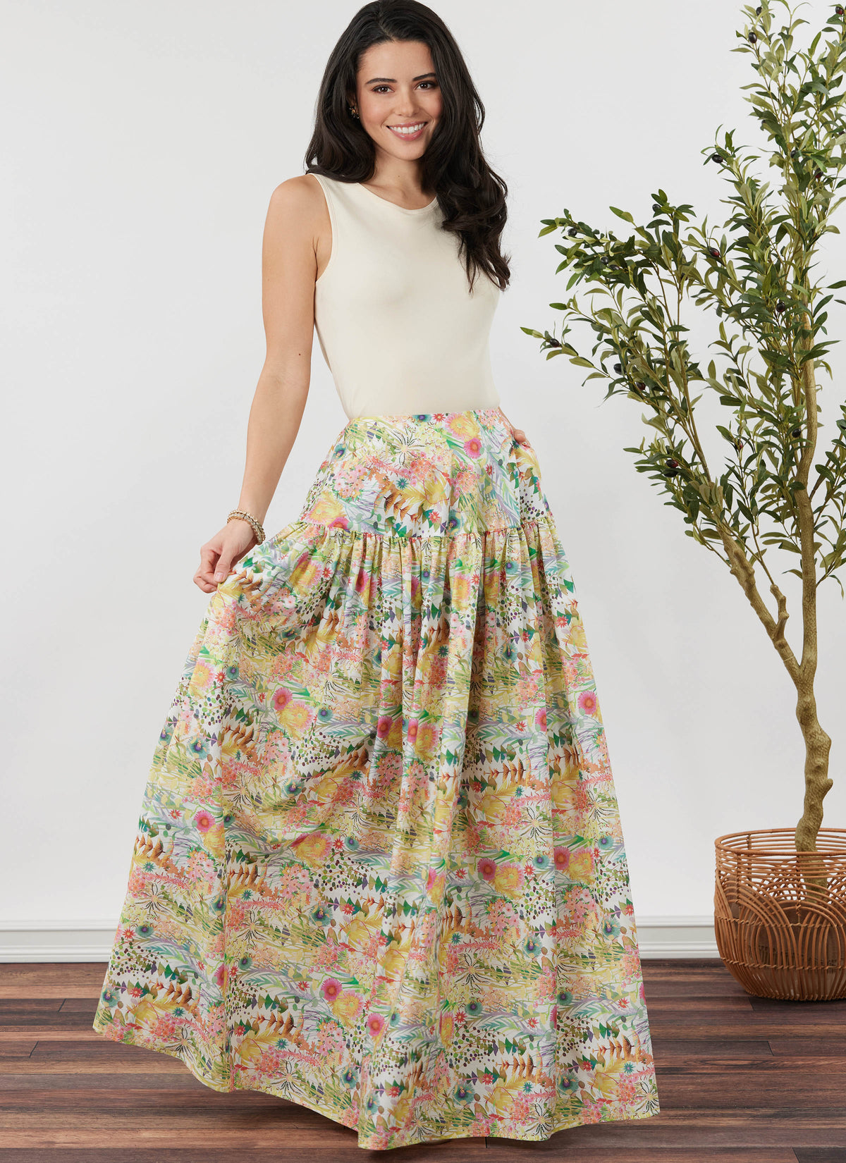 Simplicity S3237 sewing pattern envelope showing a skirt or trousers