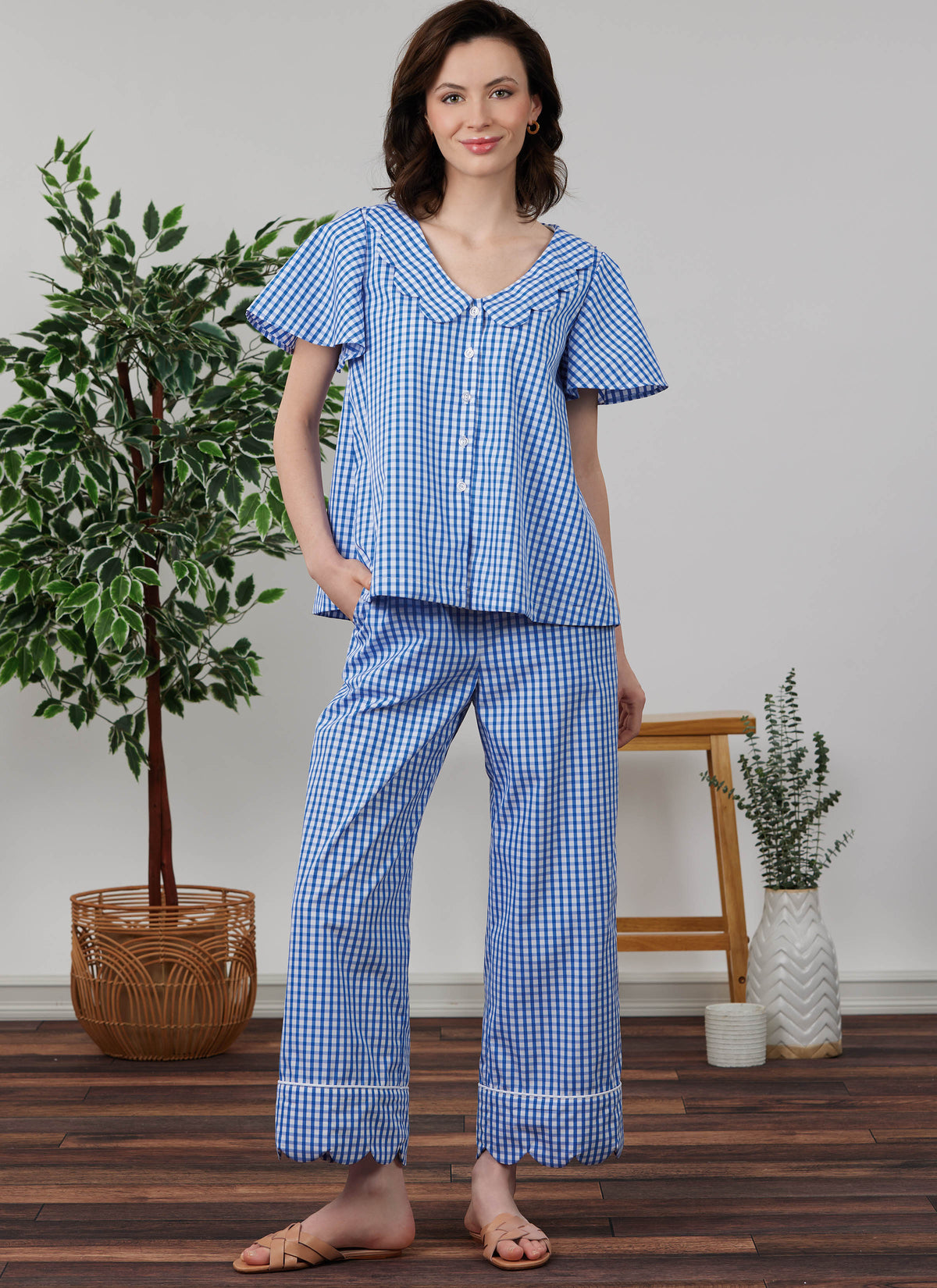 Simplicity S3240 sewing pattern envelope showing sleepwear