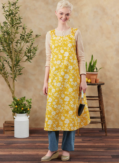 Simplicity S3257 sewing pattern envelope showing aprons