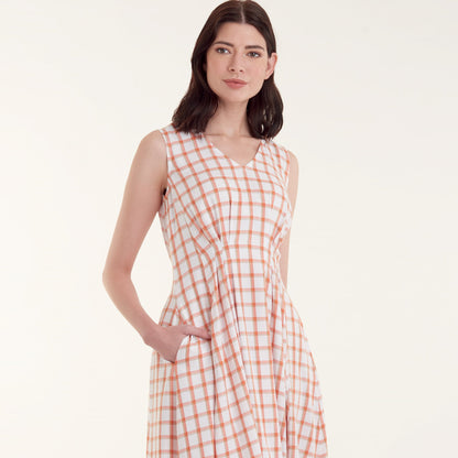 Simplicity S9134 pattern envelope showing dresses with released pleats
