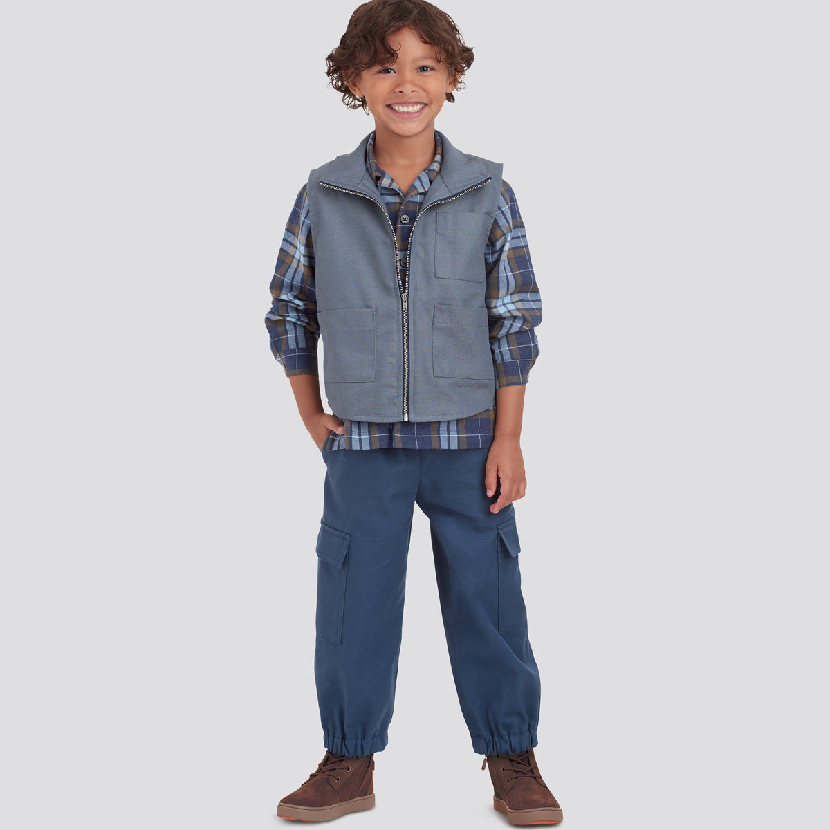 Simplicity S9201 sewing pattern envelope showing shirt, vest and cargo trousers