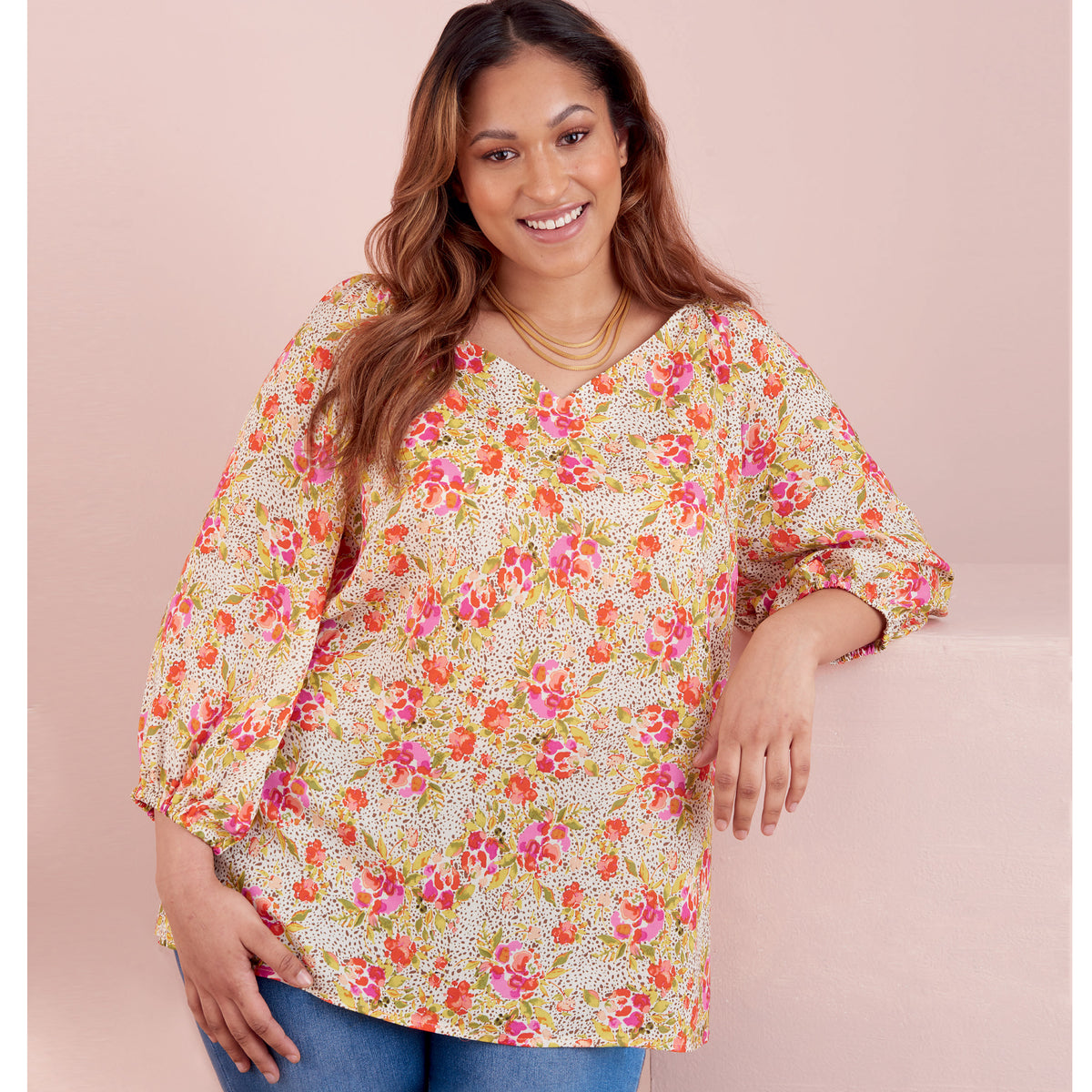 Simplicity S9334 sewing pattern envelope showing women's V-neck tops