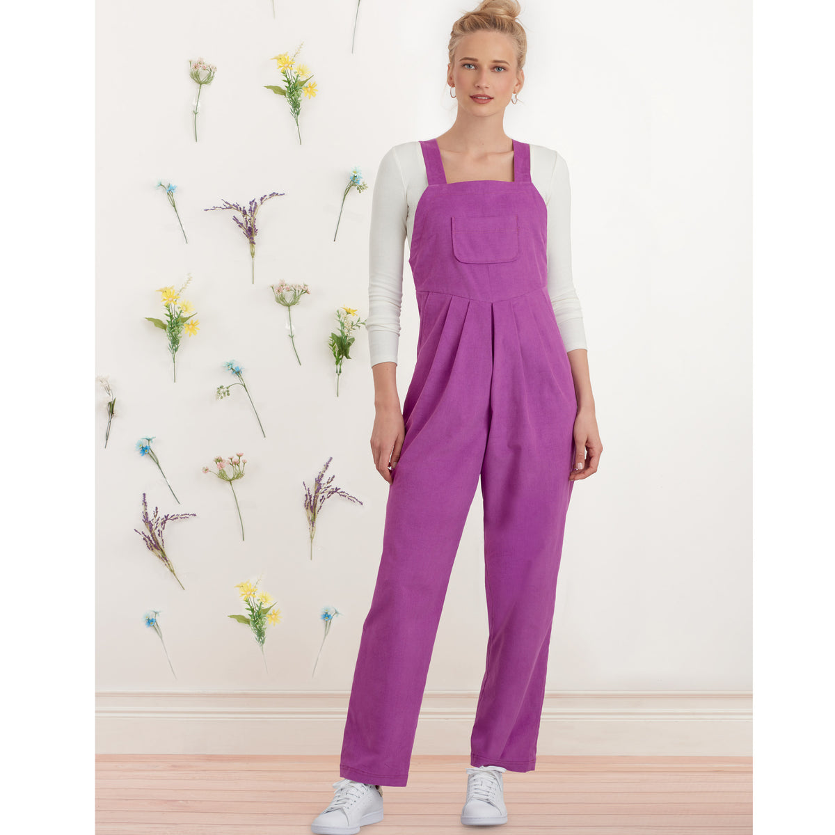 Simplicity S9382 sewing pattern envelope showing women's casual outfits