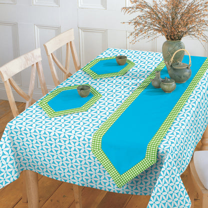 Simplicity S9401 sewing pattern envelope showing tablecloth, napkins, runner and place mats