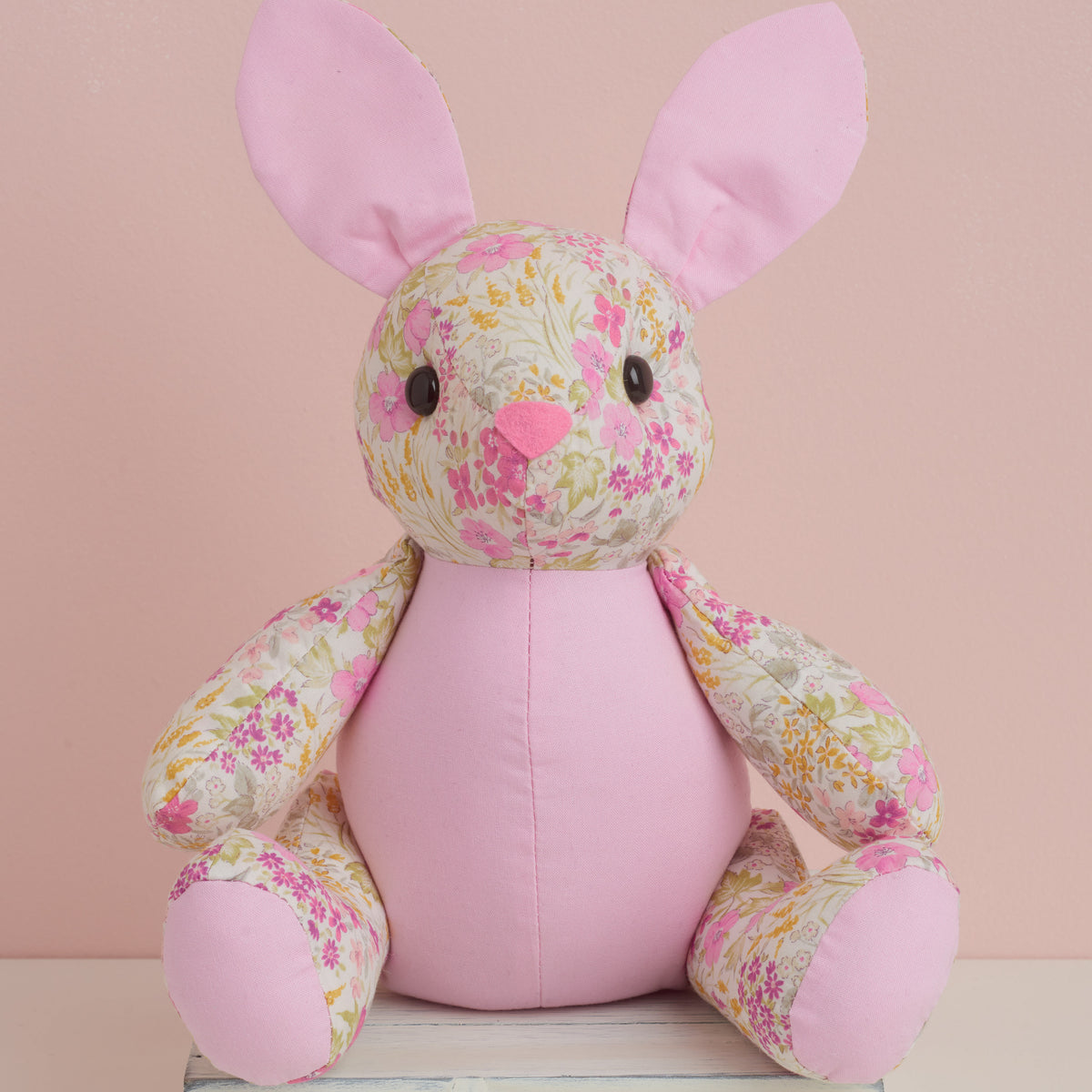 Simplicity S9441 sewing pattern envelope showing button jointed plush animals