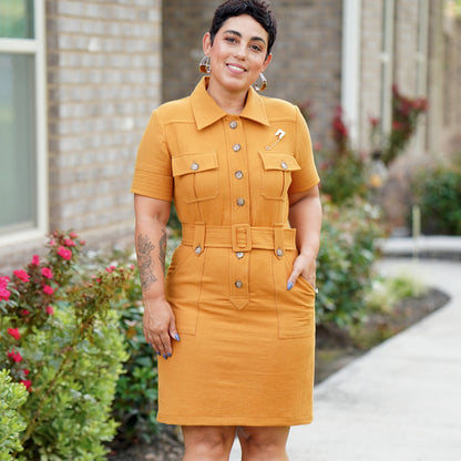 Simplicity S9463 sewing pattern envelope showing women's dress