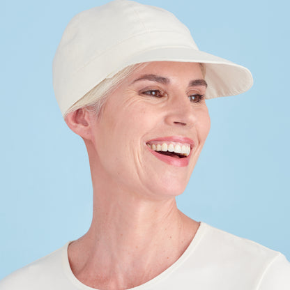 Simplicity S9491 sewing pattern envelope showing lined chemo hats