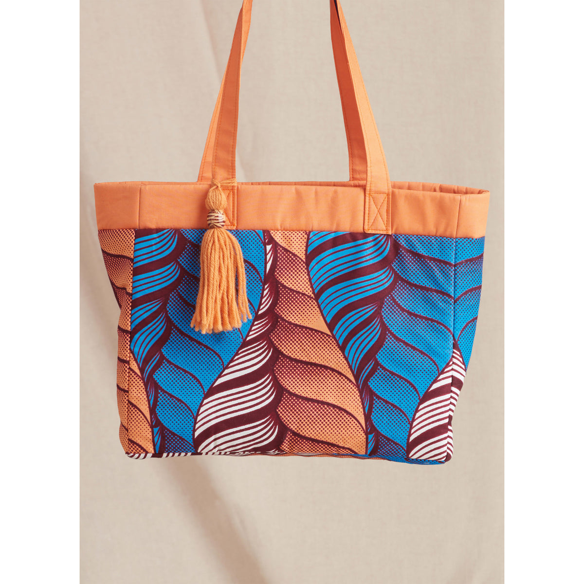 Simplicity S9580 sewing pattern envelope showing bags