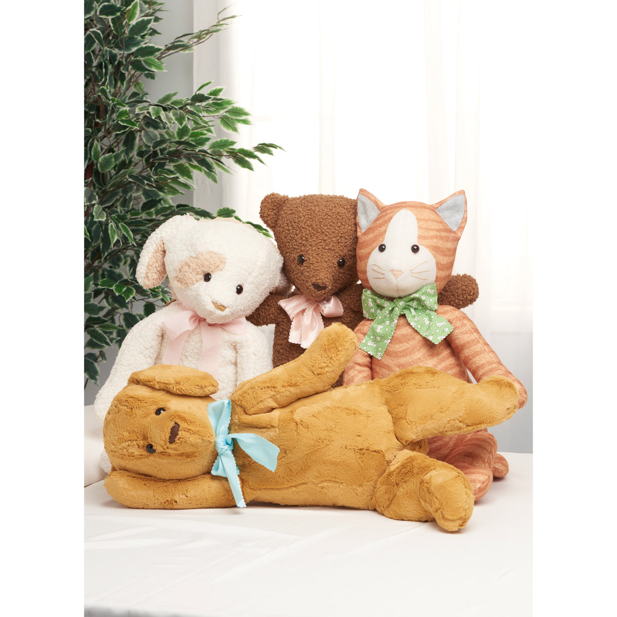 Simplicity S9583 sewing pattern envelope showing stuffed toys