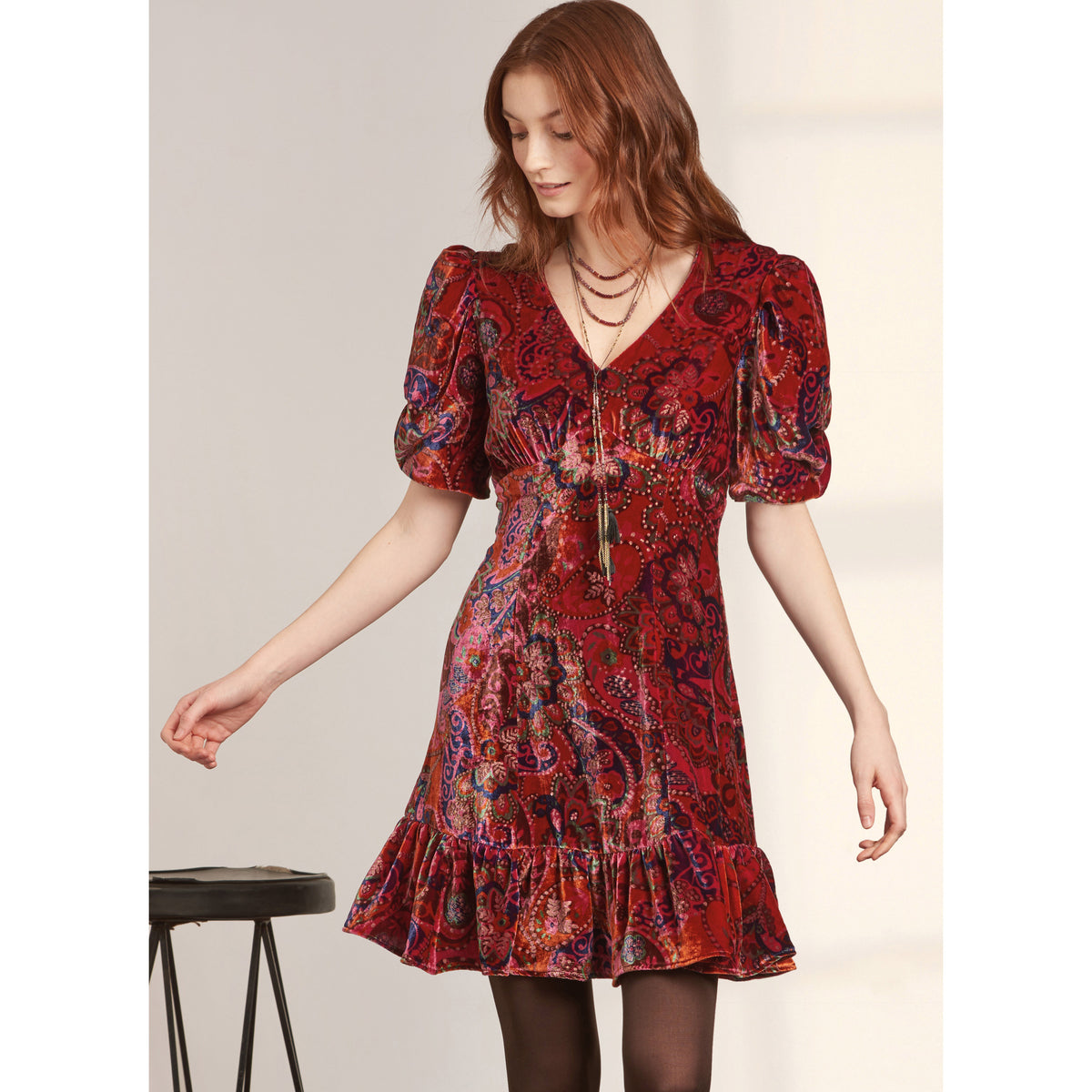 Simplicity S9642 sewing pattern envelope showing dress designs