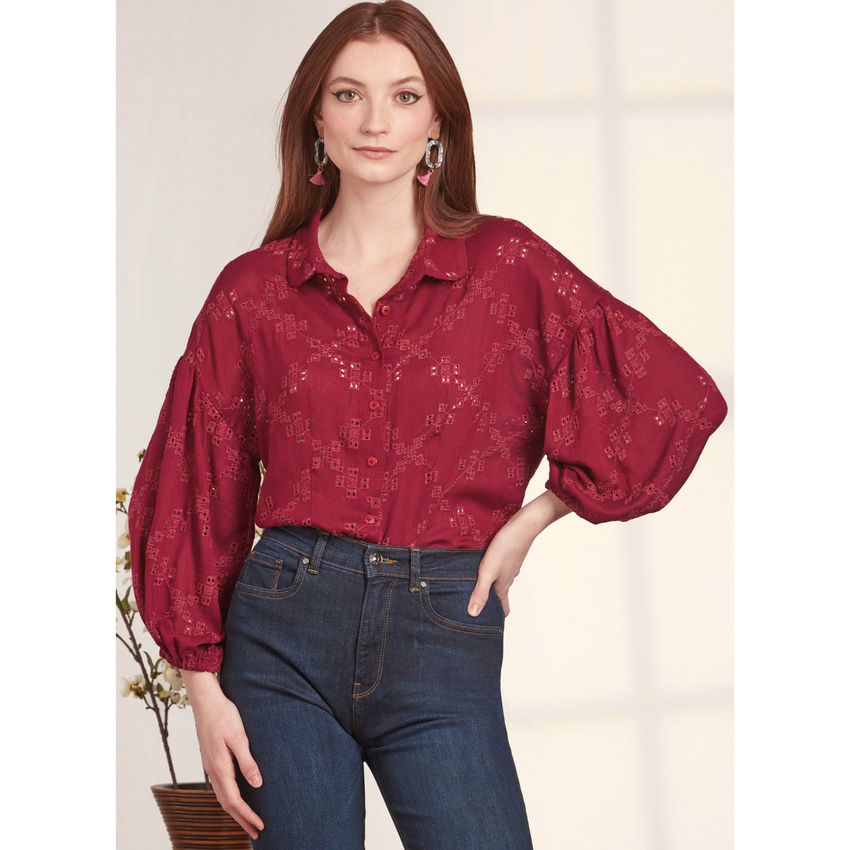 Simplicity S9646 sewing pattern envelope showing top designs