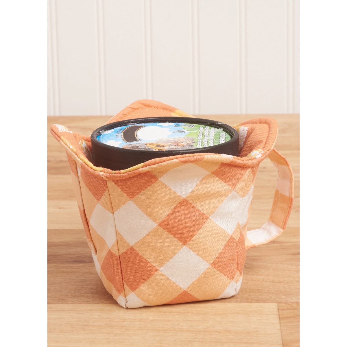Simplicity S9733 sewing pattern envelope showing kitchen cosies