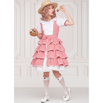 Simplicity S9735 sewing pattern envelope showing a women's costume