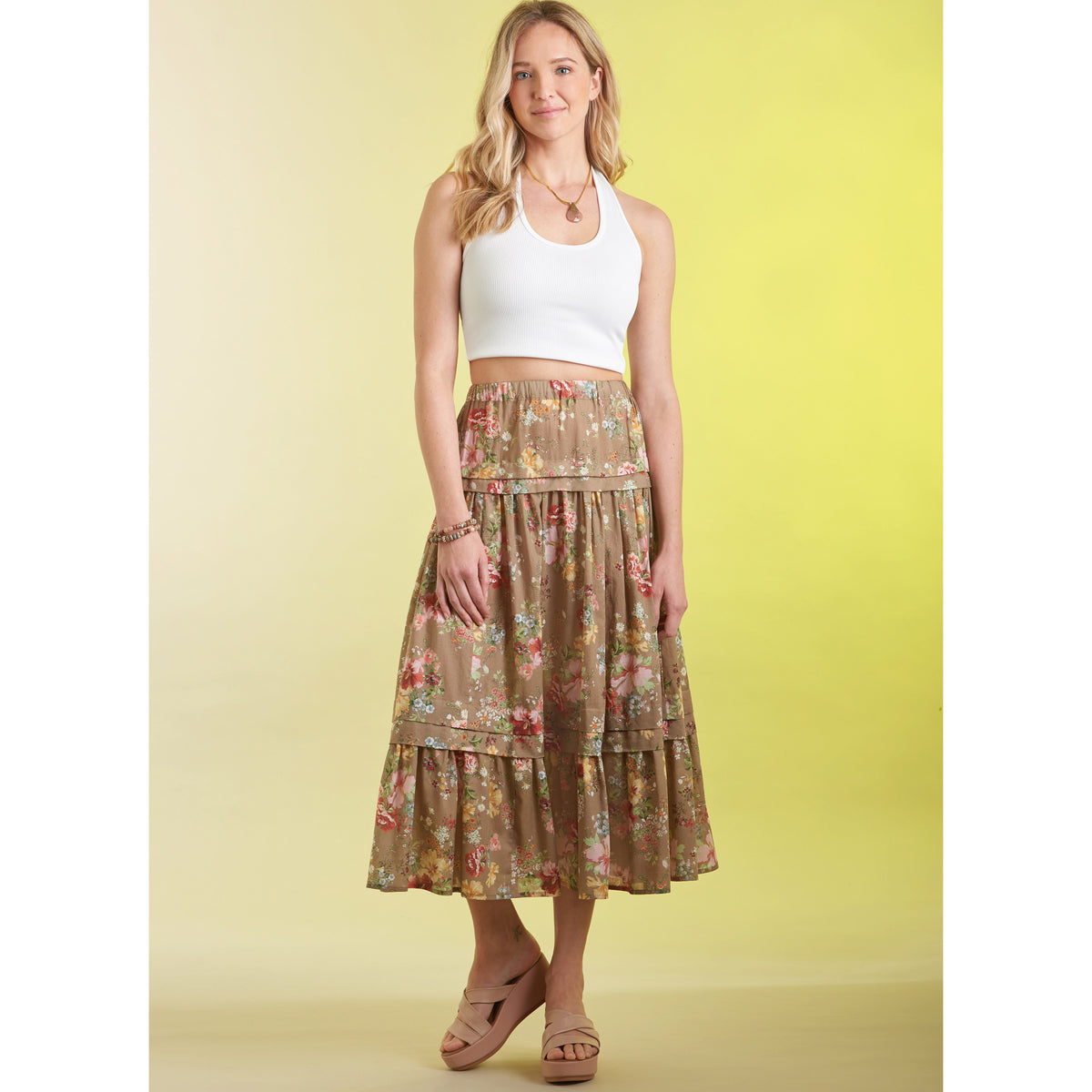 Simplicity S9750 sewing pattern envelope showing a women's pull-on tiered skirt