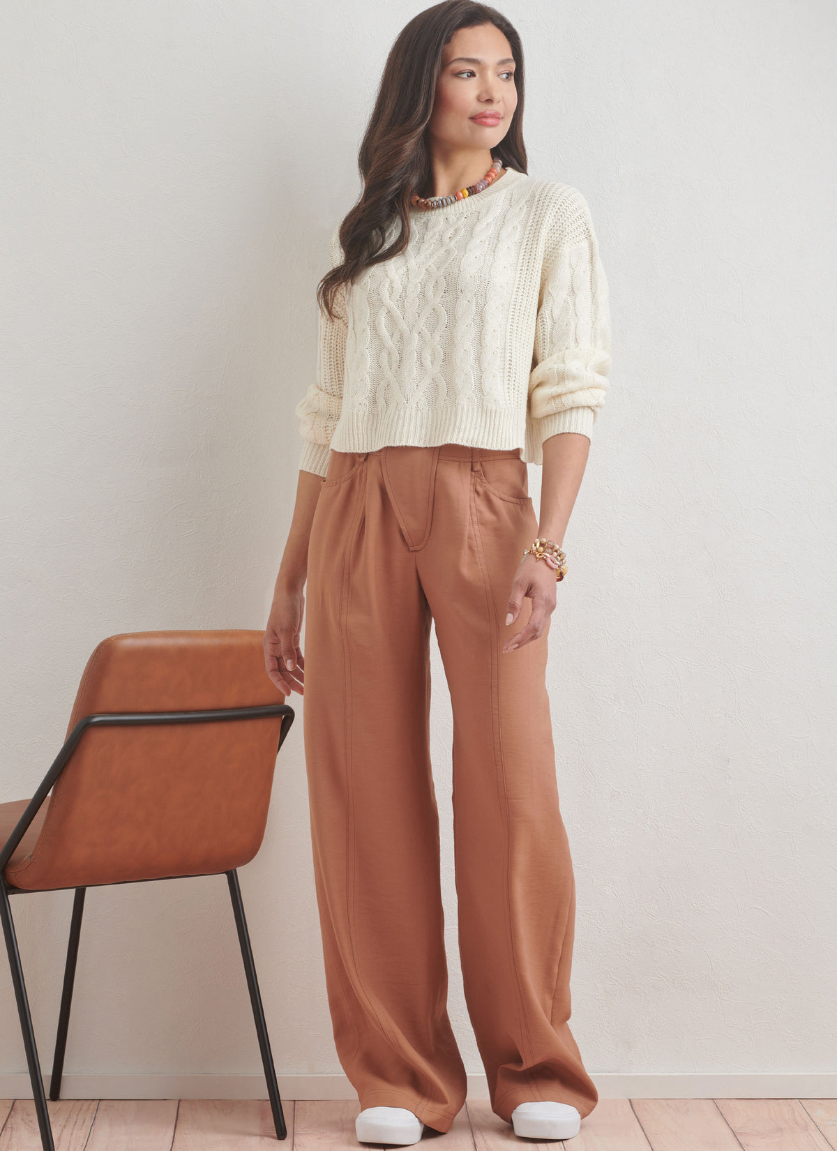 Simplicity sewing pattern S9823 envelope showing misses' trousers designs