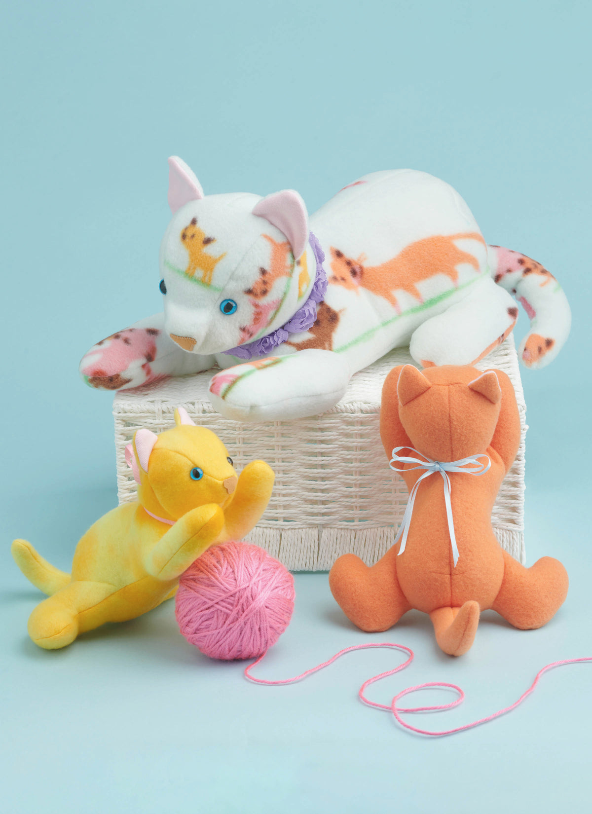Simplicity S9837 fleece soft toy animals sewing pattern envelope