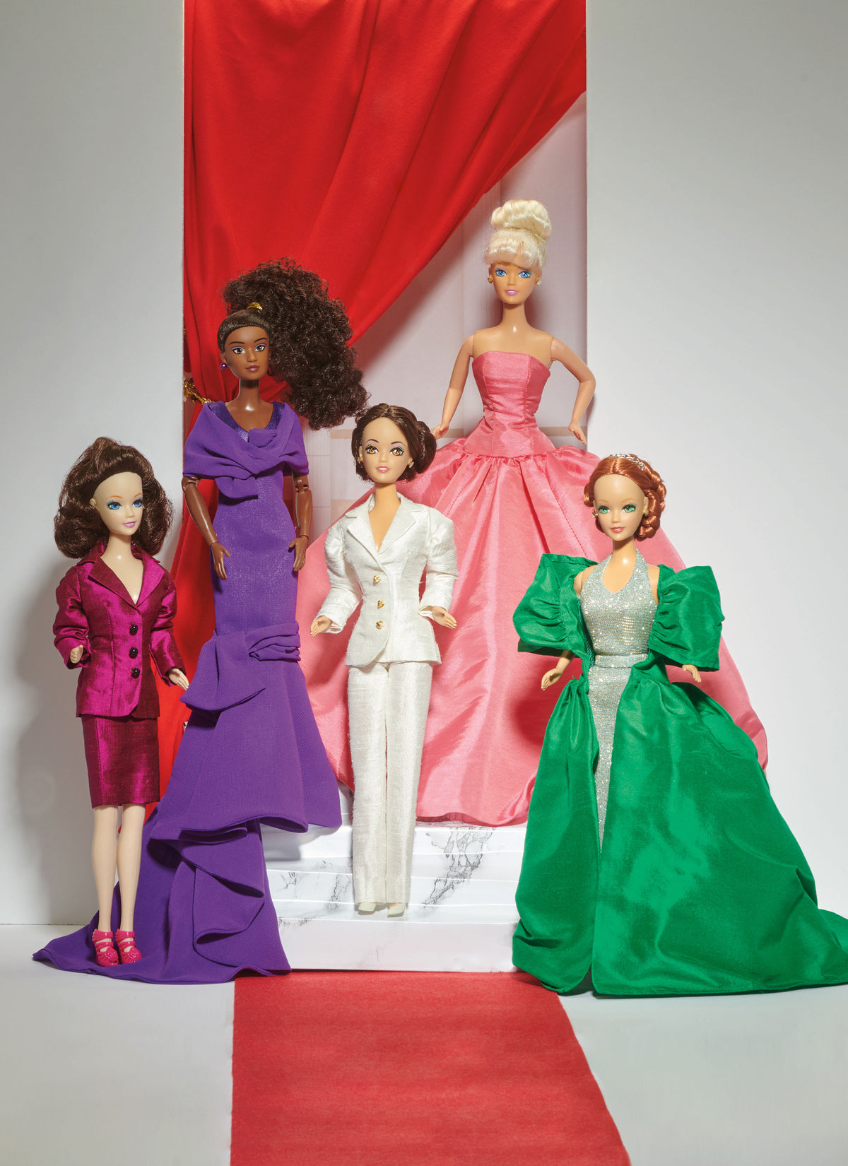 Simplicity S9939 sewing pattern envelope showing doll clothes