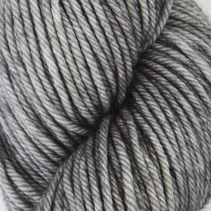 Skein of Symfonie Bella semi-solid merino yarn in Mirror