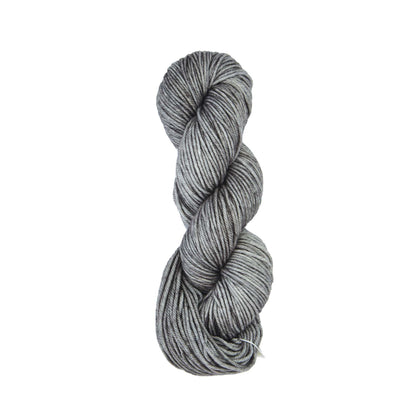 Skein of Symfonie Bella semi-solid merino yarn in Mirror