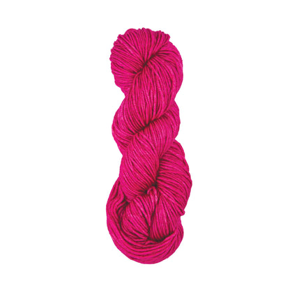 Skein of Symfonie Bella semi-solid merino yarn in Wedding Pink