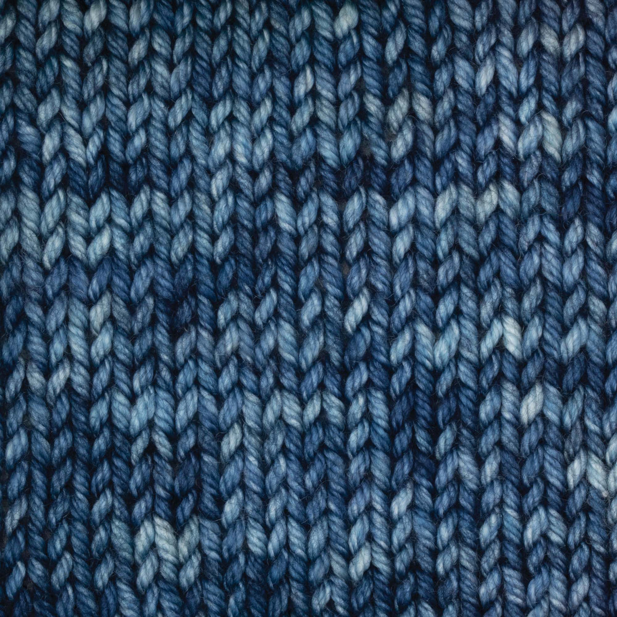 Skein of Symfonie Bella variegated merino yarn in Daydream