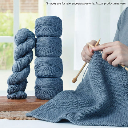 100g skein of Symfonie Luna yarn in Skylight