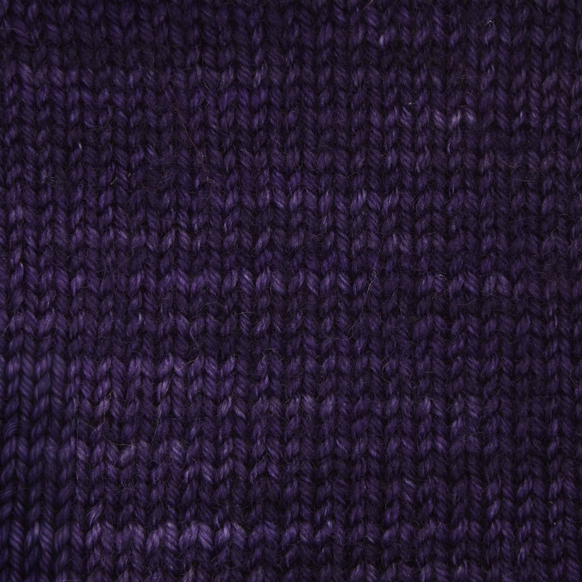 Skein of Symfonie Yarns Terra sock yarn in Java Plum