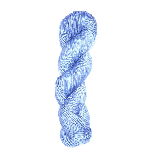 Skein of Symfonie Viva DK merino yarn in Morning Sky
