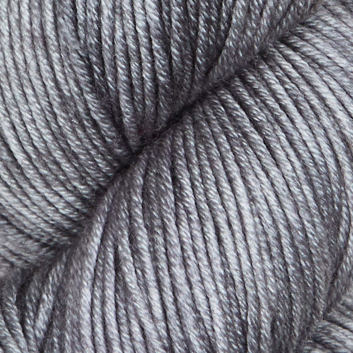 Skein of Symfonie Viva DK merino yarn in Mirror