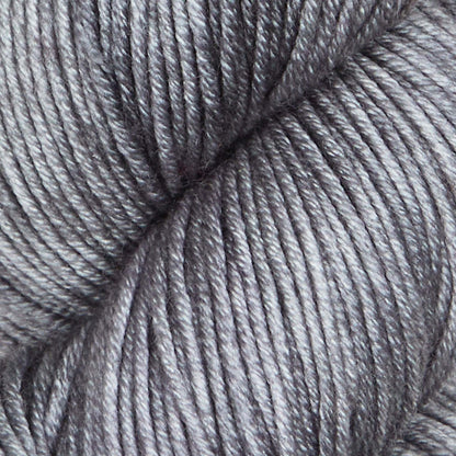 Skein of Symfonie Viva DK merino yarn in Mirror