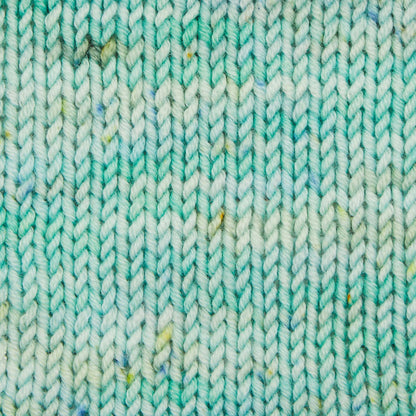Skein of Symfonie Viva DK merino yarn in Mint Sky