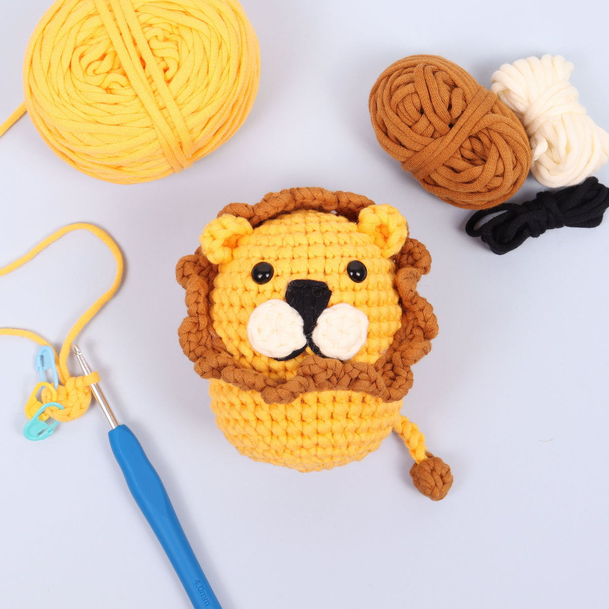 Trimits beginners amigurumi crochet lion kit with finished lion