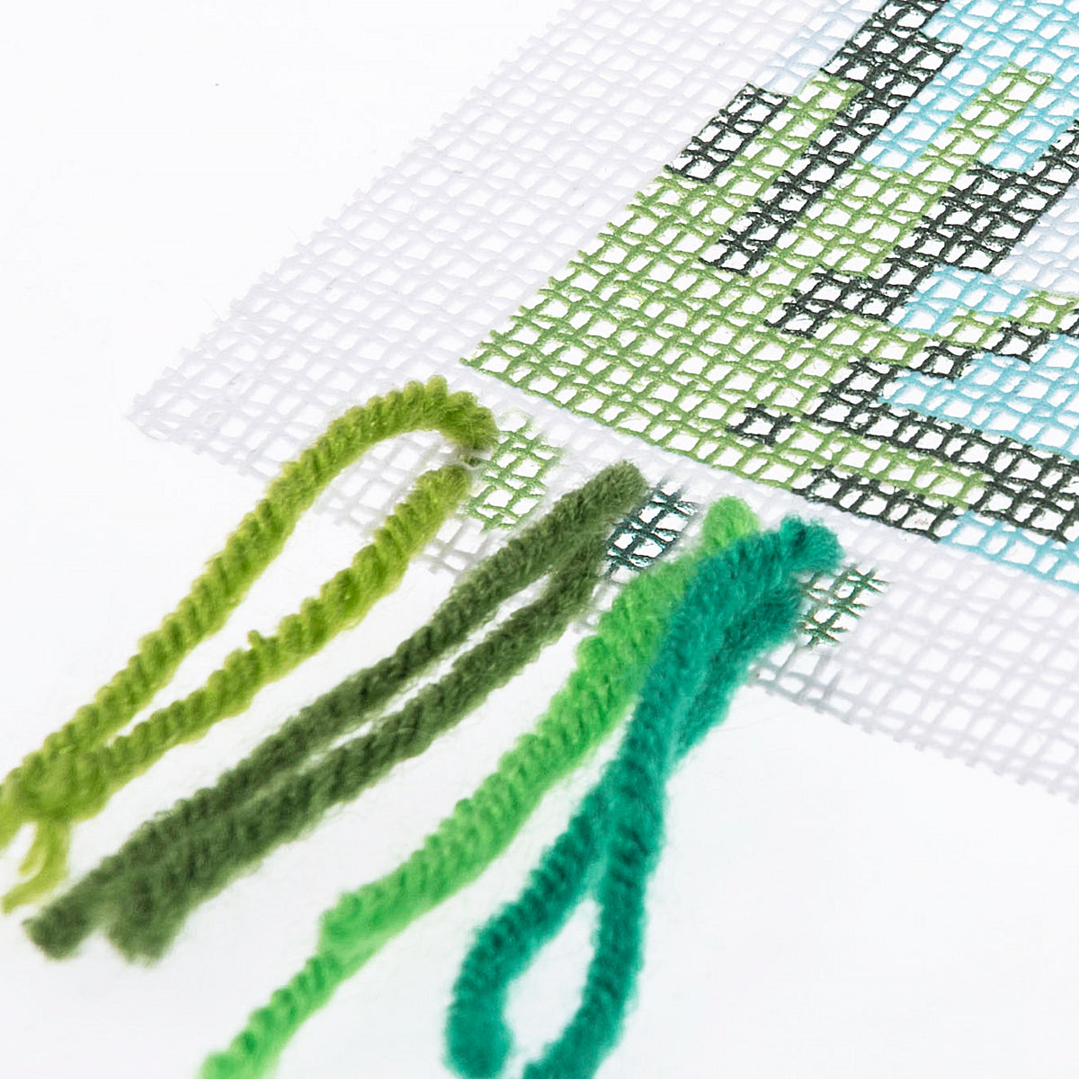 Trimits Hummingbird half stitch tapestry kit on printed canvas