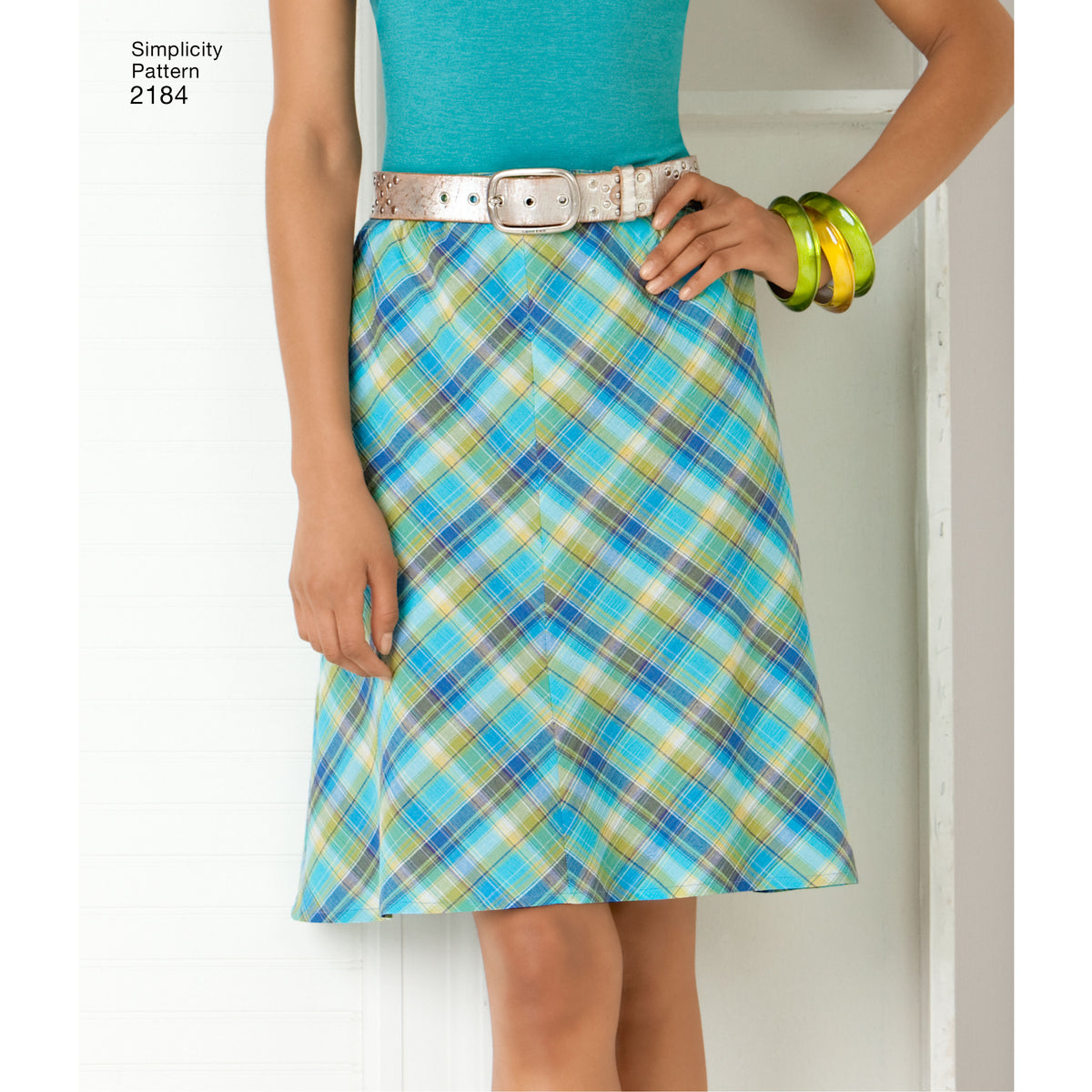 Simplicity S2184 sewing pattern envelope showing misses' skirts