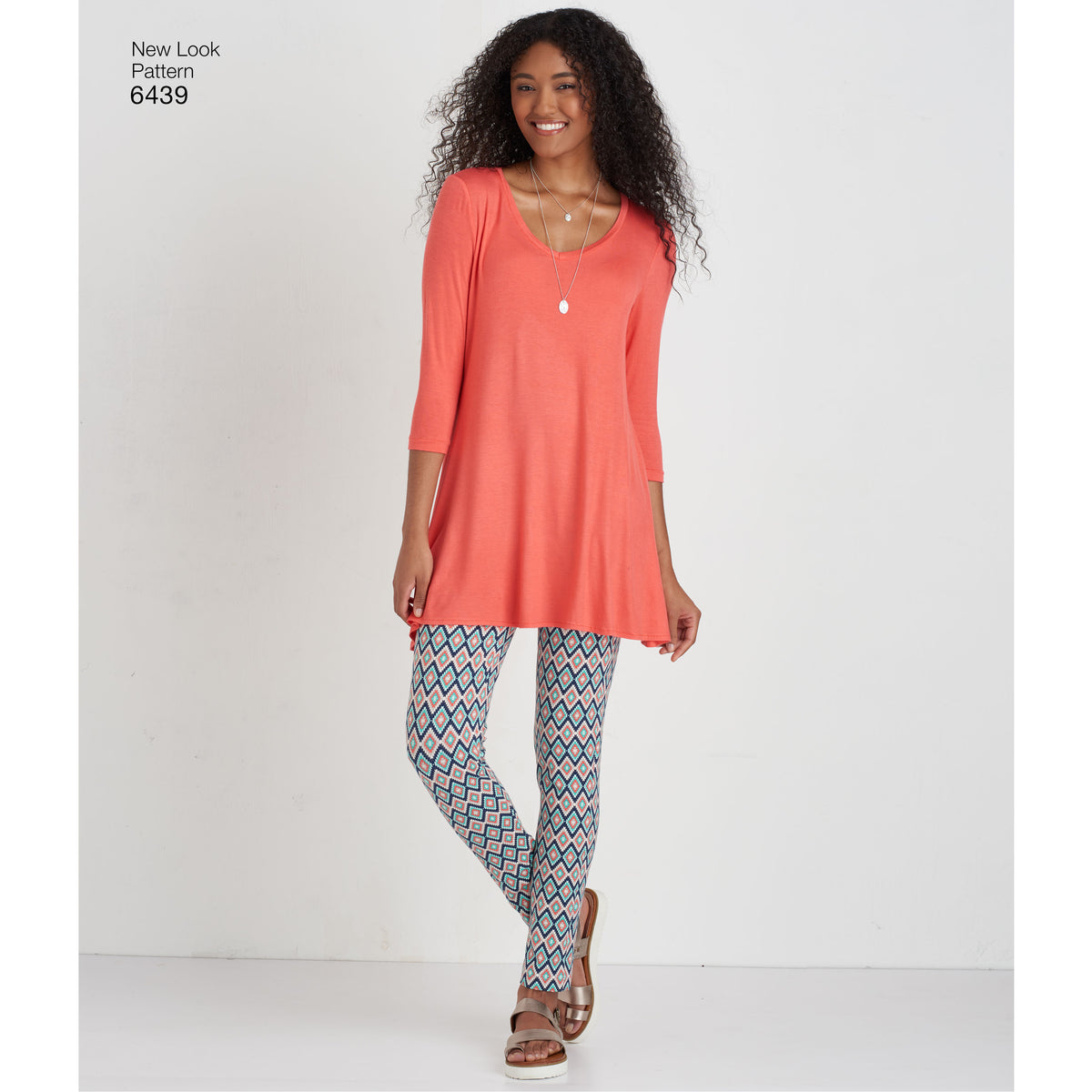 New Look N6439 sewing pattern envelope showing misses' knit tunic tops and leggings designs