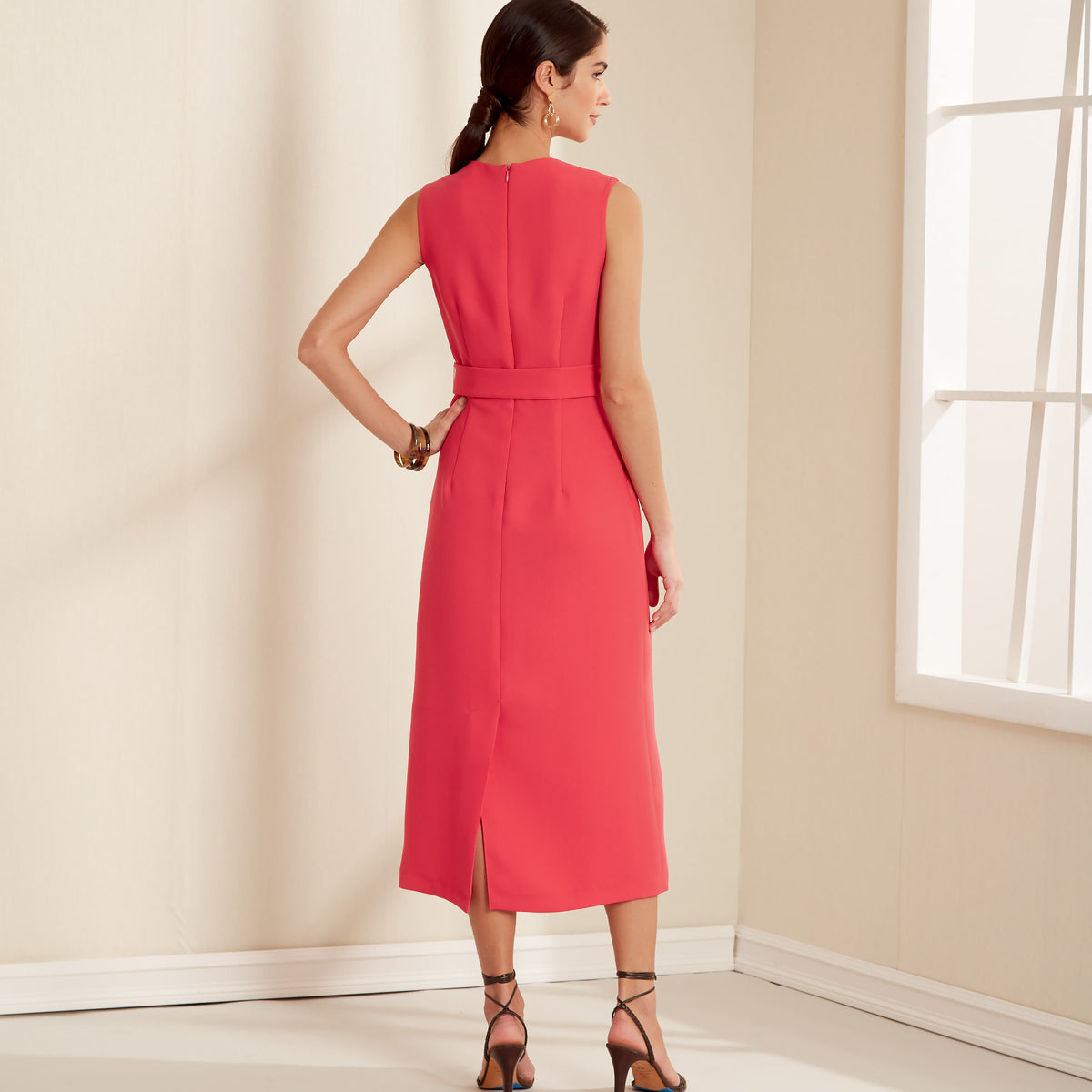 New Look N6667 sewing pattern envelope showing shift dresses designs