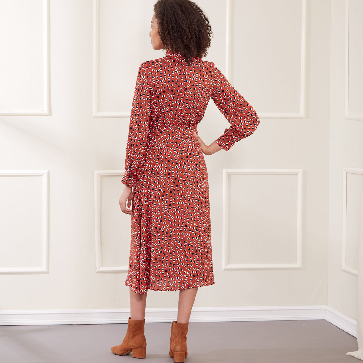 New Look N6682 sewing pattern envelope showing dresses with pleated neckband designs