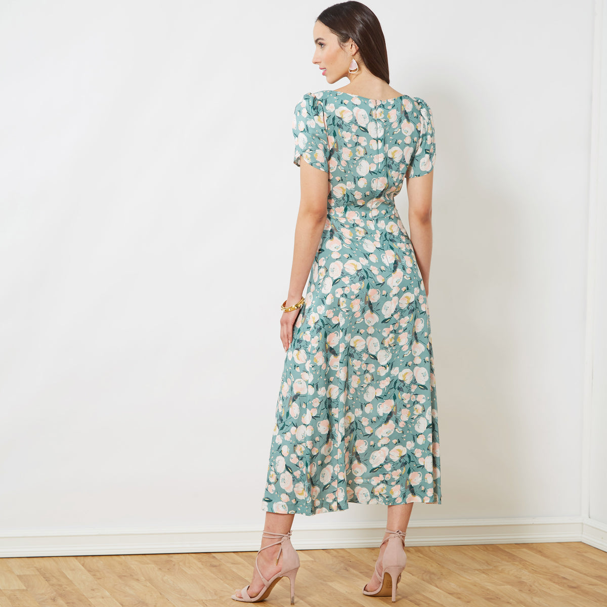 New Look N6693 sewing pattern envelope showing dresses with flared skirt designs