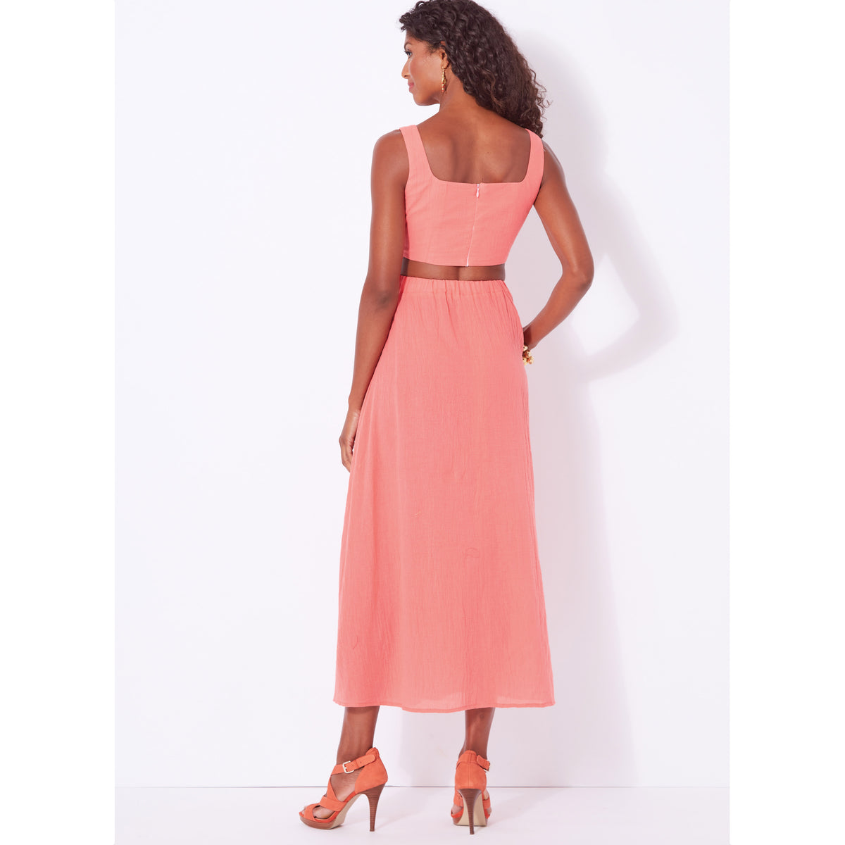 New Look N6722 sewing pattern envelope showing separates set