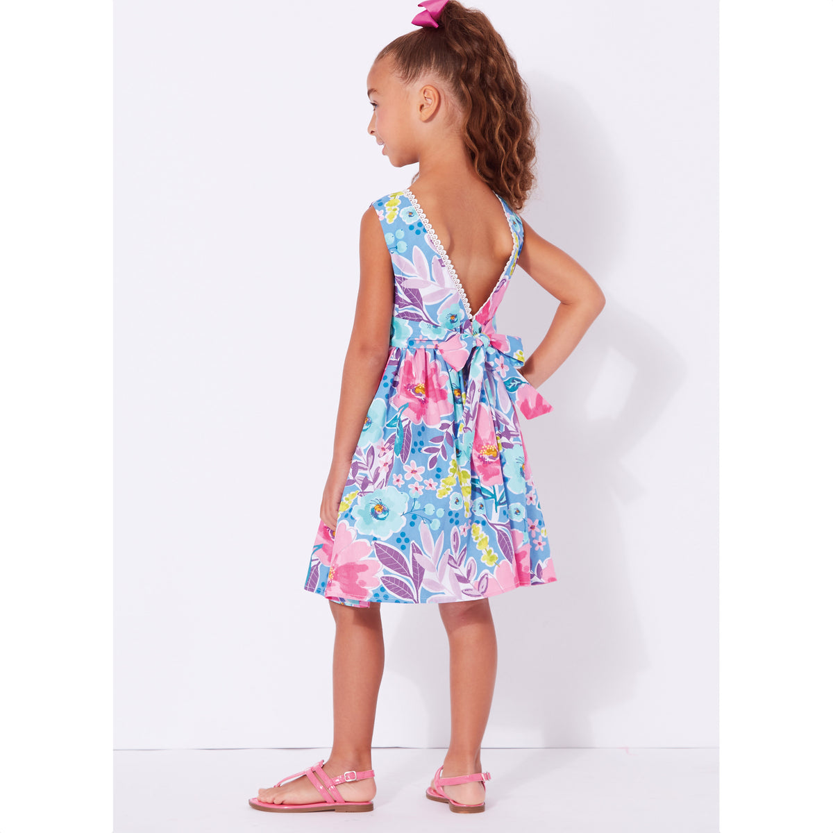 New Look N6726 sewing pattern envelope showing below-the-knee dress