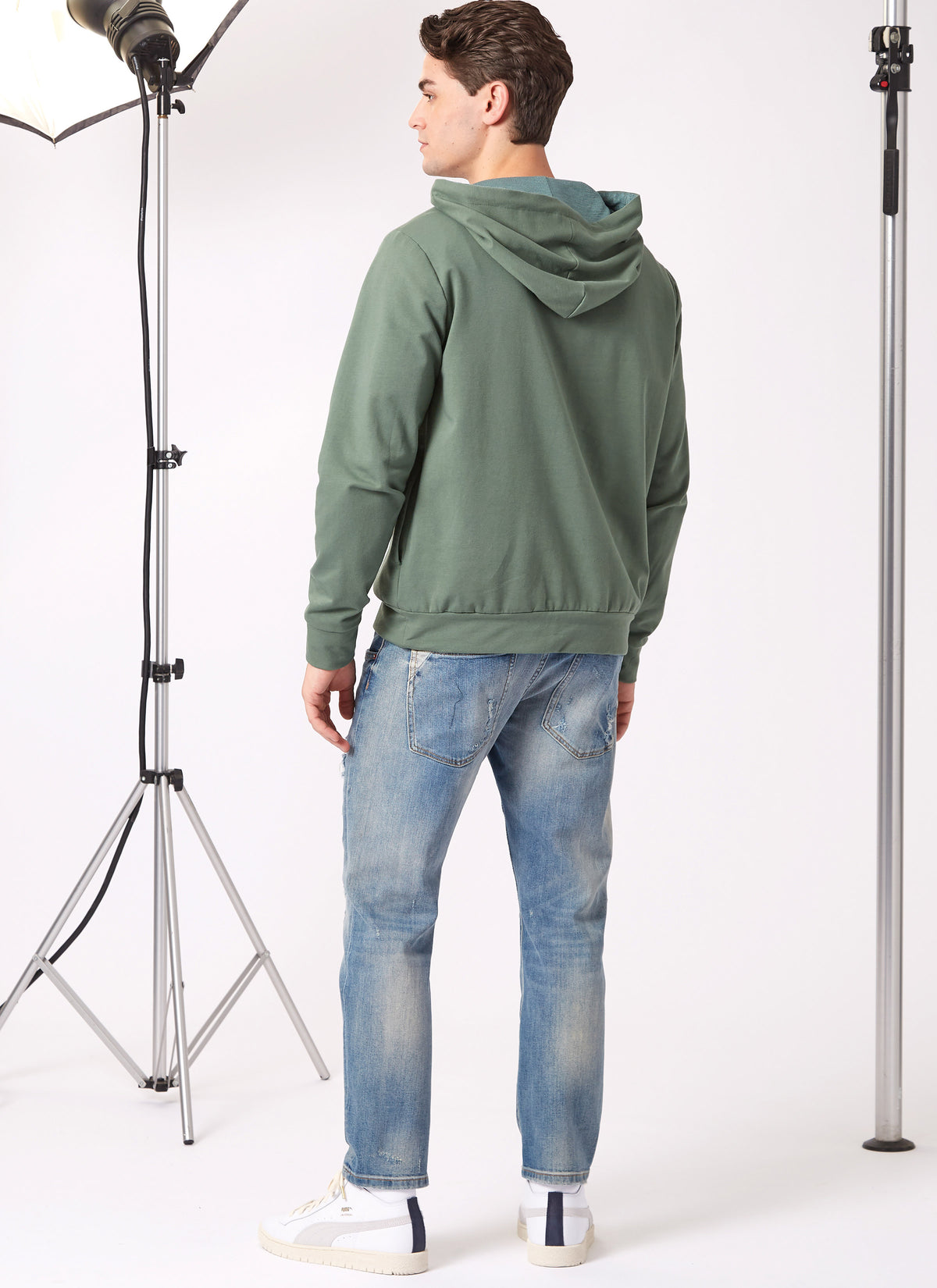 New Look sewing pattern N6759 envelope showing a sweatshirt with or without a hood