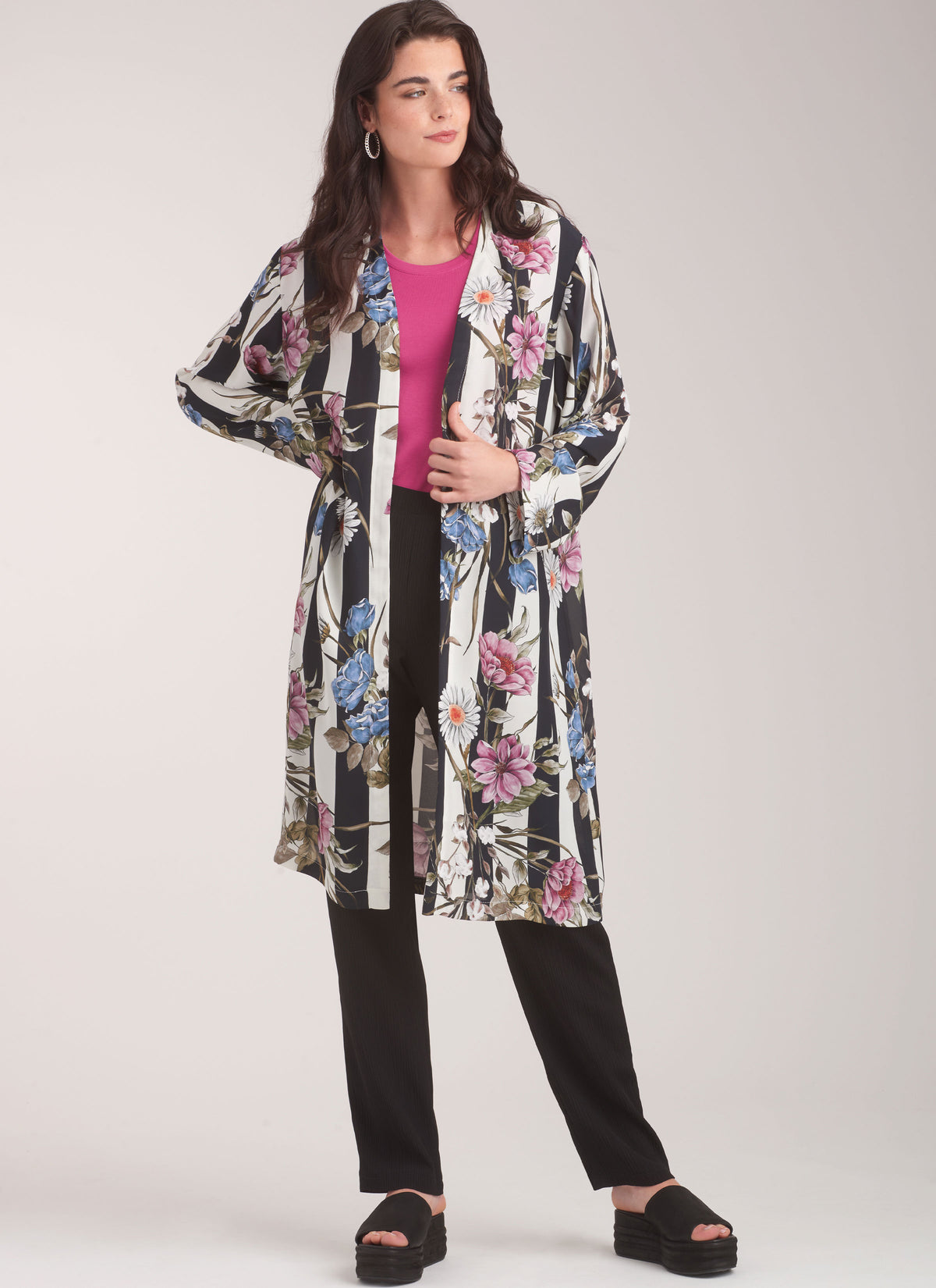 New Look sewing pattern N6770 envelope showing an unlined jacket and pull-on trousers